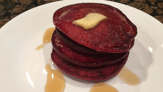 gluten free red velvet pancakes