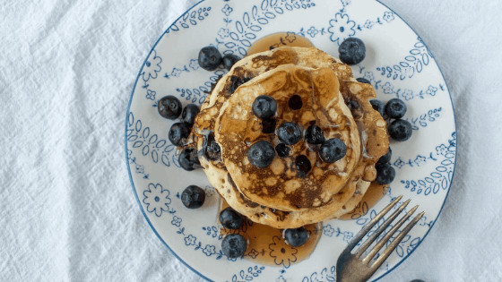 blueberry cassava pancakes, paleo pancake